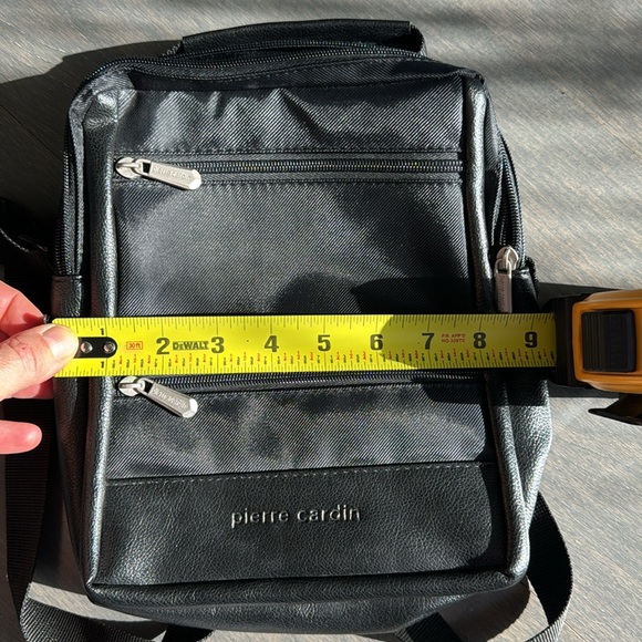 Pierre Cardin Mens Lightweight Sweater (M) and Crossbody bag. Comes as a set. - Picture 15 of 16